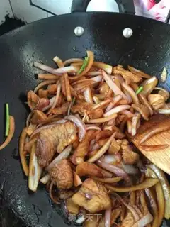 Make Onion fried meat step 8