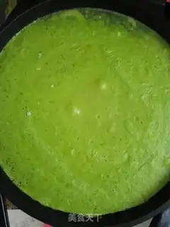 Make Five-colour green egg rolls step 4