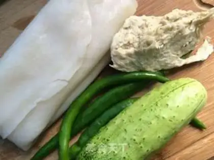Make Paprika with noodles step 0