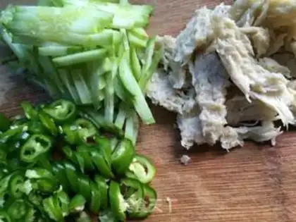 Make Paprika with noodles step 2