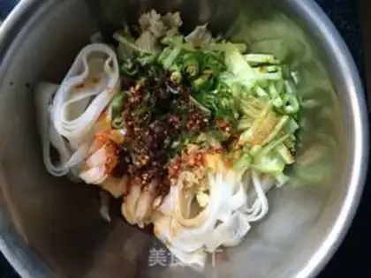 Make Paprika with noodles step 4