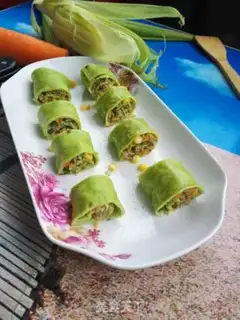 Make Five-colour green egg rolls step 11