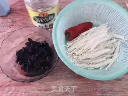Make Frozen needle mushrooms step 0