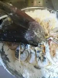 Make Jealousy fish tail step 1