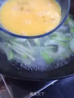 Make Egg melon soup step 5