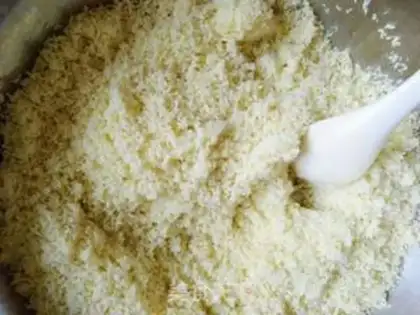 Make Green bean cake step 4