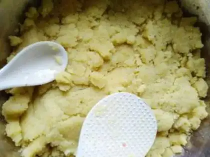 Make Green bean cake step 6