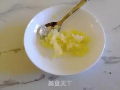 Make The rice juice pours cold powder step 6