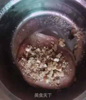 Make Coco walnut toast step 4