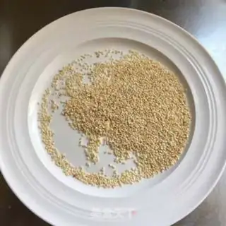 Make Red potato sesame cake step 4
