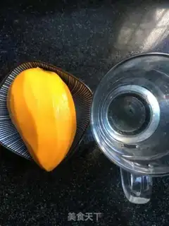 Make Mango juice step 0