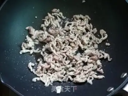 Make Squeeze mushrooms and fried meat step 4