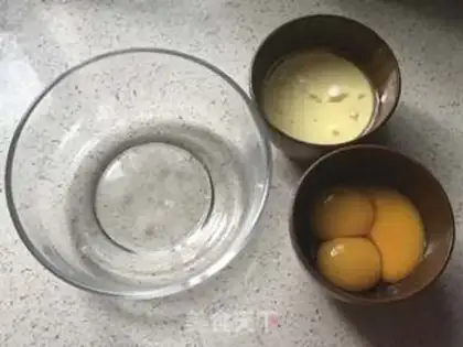 Make SpongeBob cake step 0