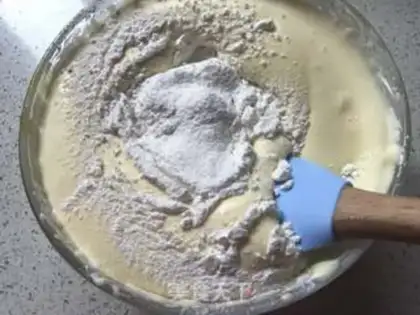 Make SpongeBob cake step 5