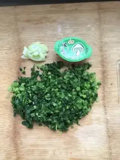 Make Celery leaves soup step 1