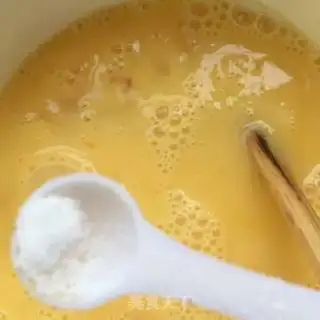 Make Autumn steamed eggs step 3