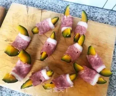 Make Bacon rolls, melons step 5
