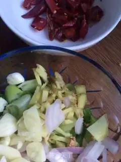 Make Scrambled clams step 3