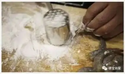 Make Three pieces of shrimp step 2