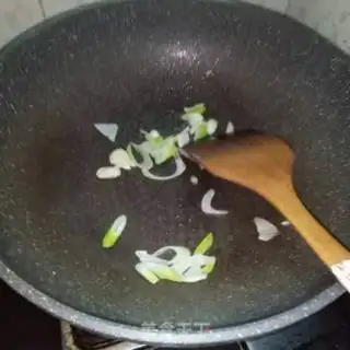 Make Garlic cabbage step 4