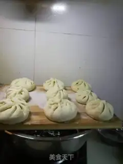 Make The egg buns of a cranberry fan step 4