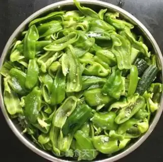 Make Soy pickles step 1