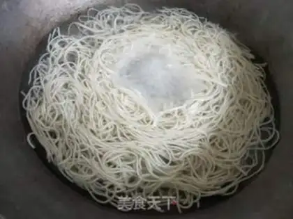 Make Cheese and beef noodles step 4