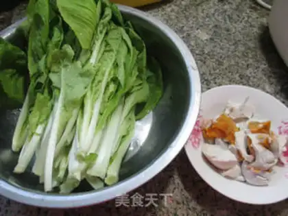 Make Pork egg and cabbage step 0