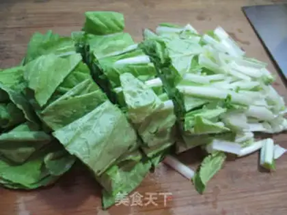 Make Pork egg and cabbage step 1