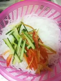 Make Qi-su-ki-ki-ki-ki-ki step 1