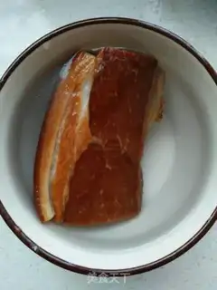 Make The bacon fried the garlic abalone step 0