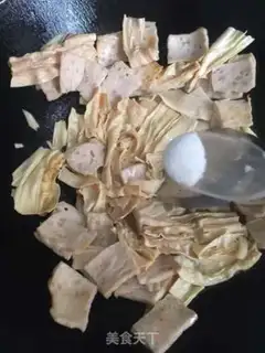 Make Scratches step 4