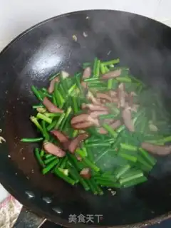 Make The bacon fried the garlic abalone step 4