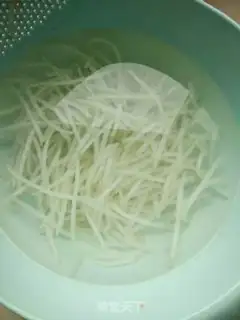 Make Egg shrimp sprouts step 2