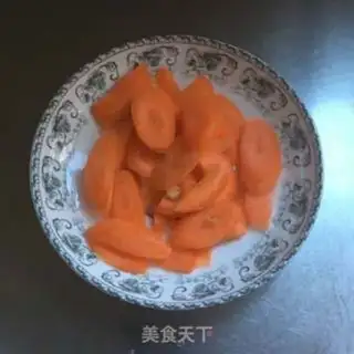 Make Creamed carrots step 1