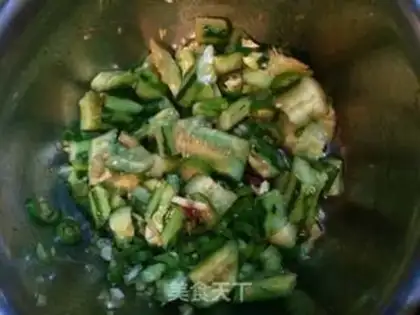 Make Shoot the cucumber step 4