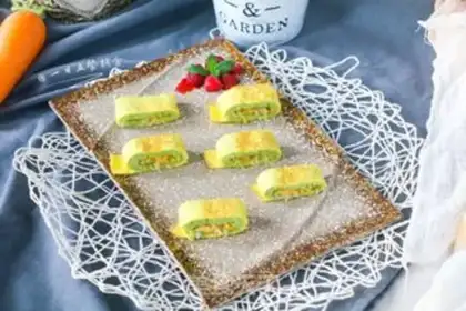 Make cucumber carrot omelet step 11