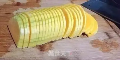 Make Pumpkin step 1