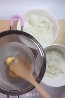 Make Three-coloured cheesies step 4