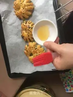 Make Bean-skin gold mushrooms step 0
