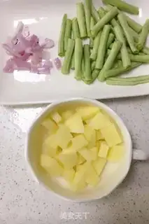 Make Potato beans step 0