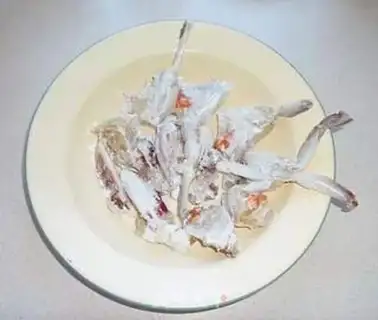 Make Spicy crabs step 1