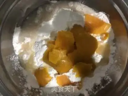 Make Pumpkin roll step 1