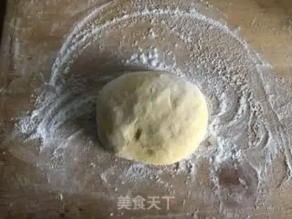 Make Pumpkin roll step 3