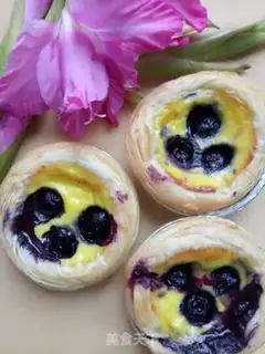 Make Blueberry maggots step 5