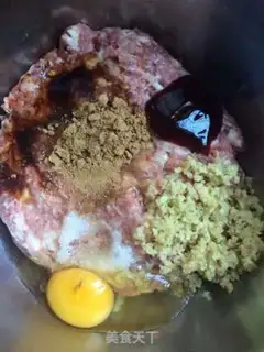 Make Pork dumplings step 3