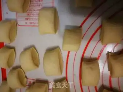 Make The groceries cut the buns step 20