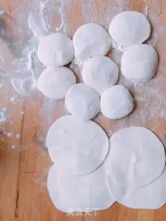 Make Cream egg fans step 7