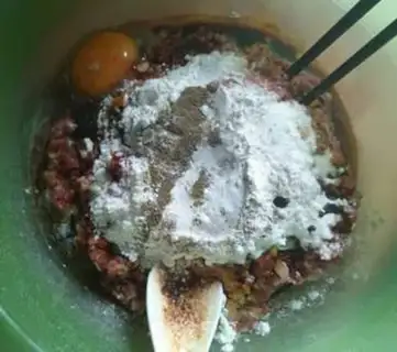 Make Beef carrot balls step 3