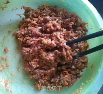 Make Beef carrot balls step 5